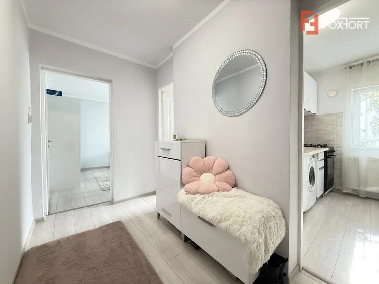 Garsonieră decomandată în Complex Studențesc