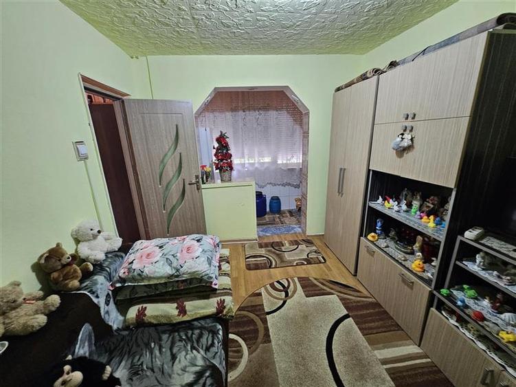 Apartament cu 2 camere nedecomandat, mobilat în Micro I