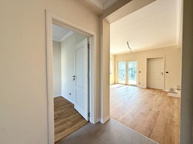 Duplex cu 4 camere cu Canalizare în Sânandrei