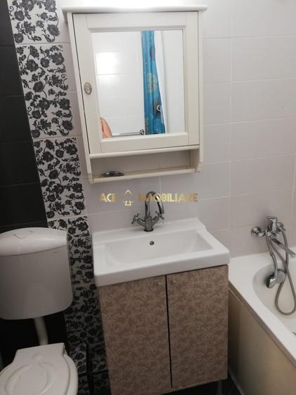 Apartament cu 2 camere semidecomandat, mobilat în Moșilor