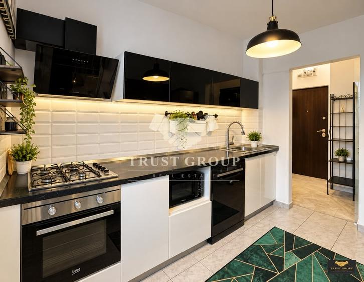 Apartament cu 2 camere semidecomandat, mobilat în Pajura