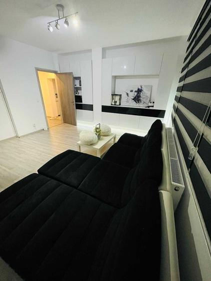 Apartament cu 2 camere semidecomandat în Runcu