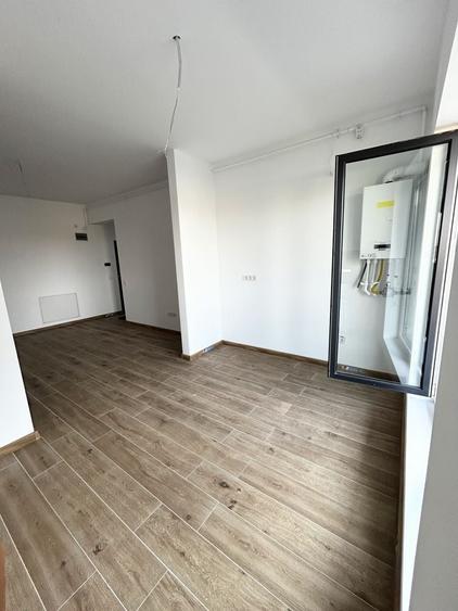 Apartament cu 2 camere decomandat în Titan