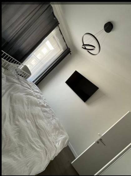 Apartament cu 3 camere decomandat în Energia