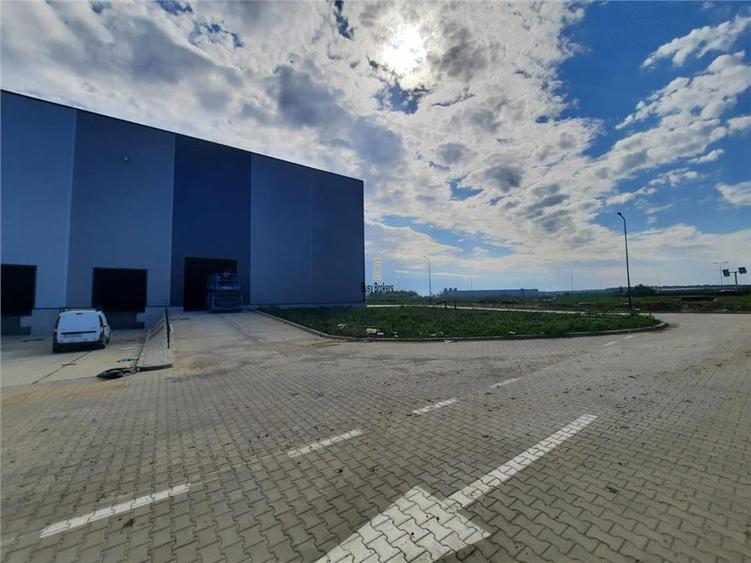 Spațiu industrial, de 2,300 mp, în Ștefăneștii de Jos