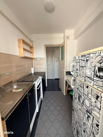 Apartament cu 3 camere decomandat în Tătărași