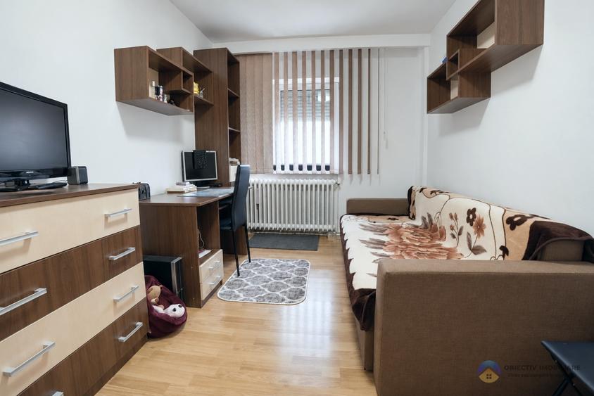 Apartament cu 2 camere semidecomandat în Precista