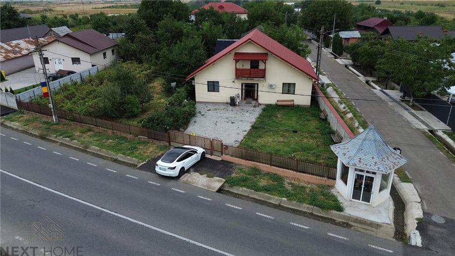 Casă individuală cu 4 camere cu Teren 400 Mp în Bolotești