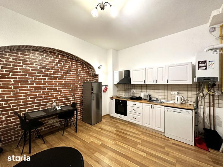 Apartament cu 3 camere în Ultracentral