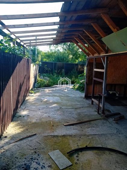 Casă cu Teren 700 Mp în Dealu Viei