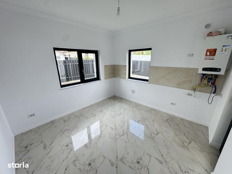 Casă cu 4 camere în Valea Ursului