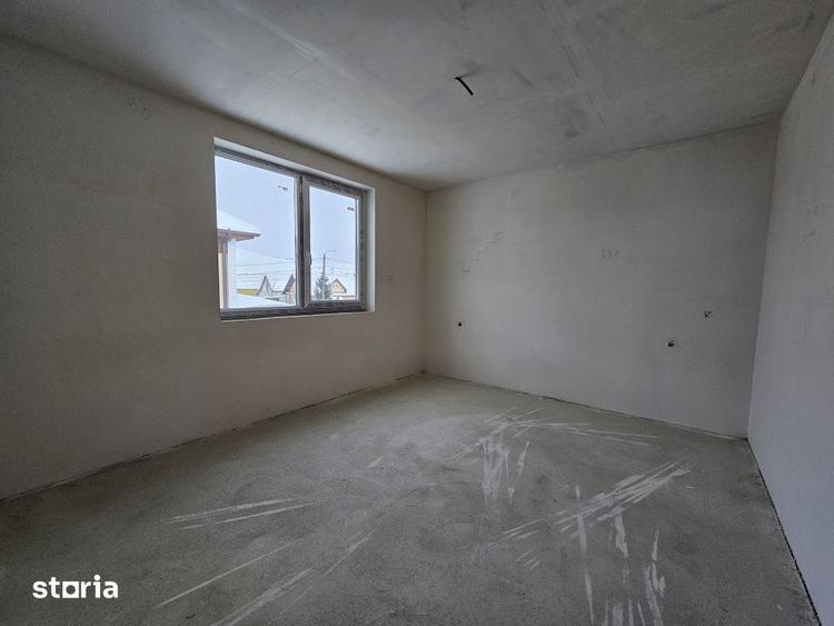 Casă cu 4 camere cu Teren 440 Mp în Apahida