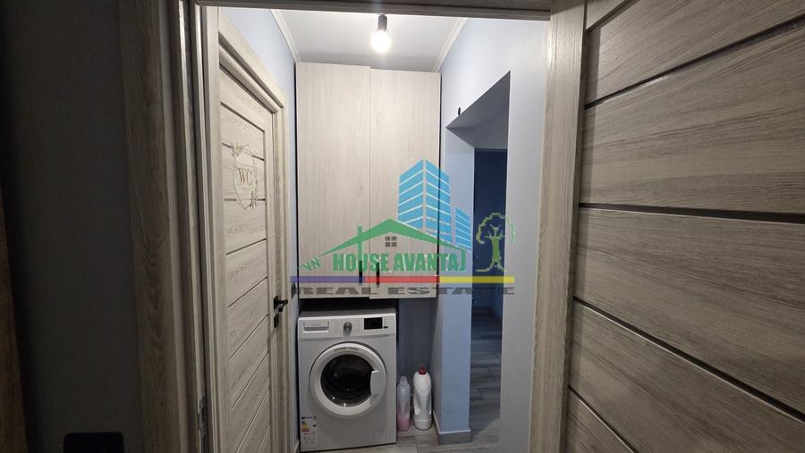 Apartament cu 2 camere decomandat, mobilat în Central