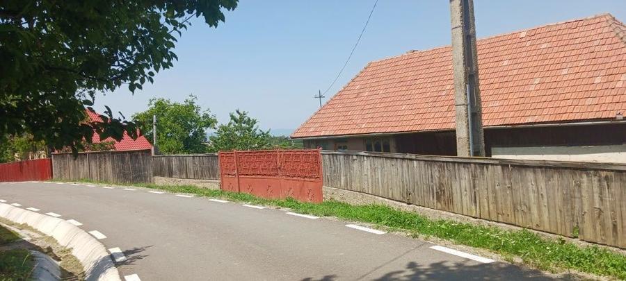 Casă cu 2 camere în Dângău Mare