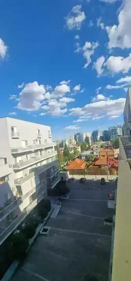 Apartament cu 2 camere nedecomandat, mobilat în Parcul Carol
