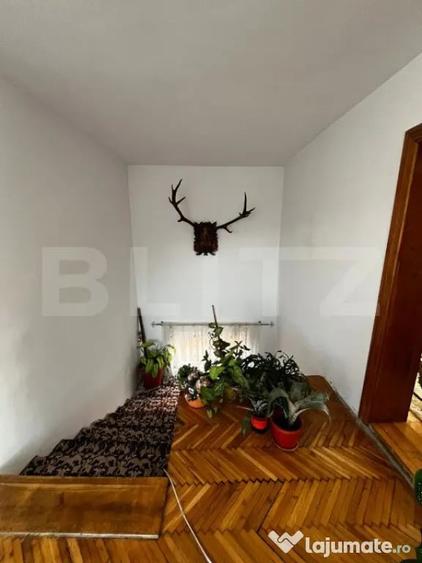 Casă cu 5 camere cu Teren 1350 Mp în Central