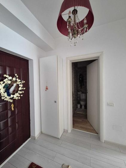Apartament cu 2 camere semidecomandat în Militari
