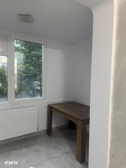 Apartament cu 2 camere semidecomandat în Ferentari