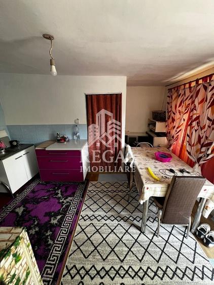 Casă individuală cu 4 camere cu Canalizare în Exterior Sud