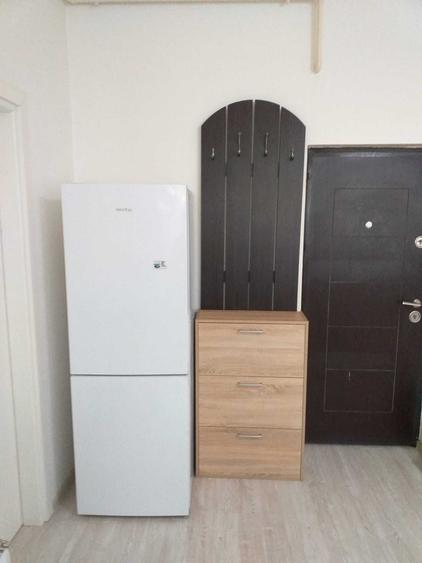 Apartament cu 3 camere semidecomandat în Chiajna