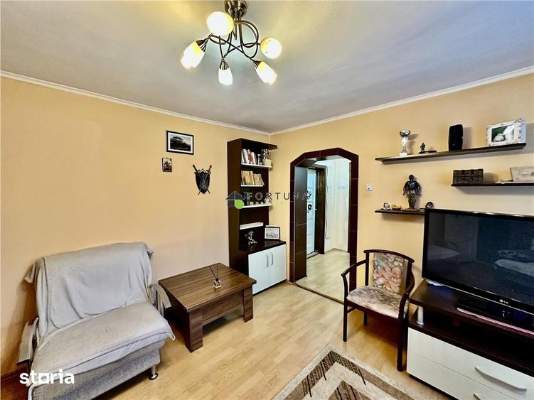 Casa de inchiriat in Scaeni, foarte aproape de Ploiesti - 2