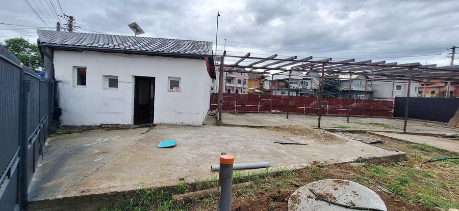 Spațiu comercial, de 300 mp, în Central