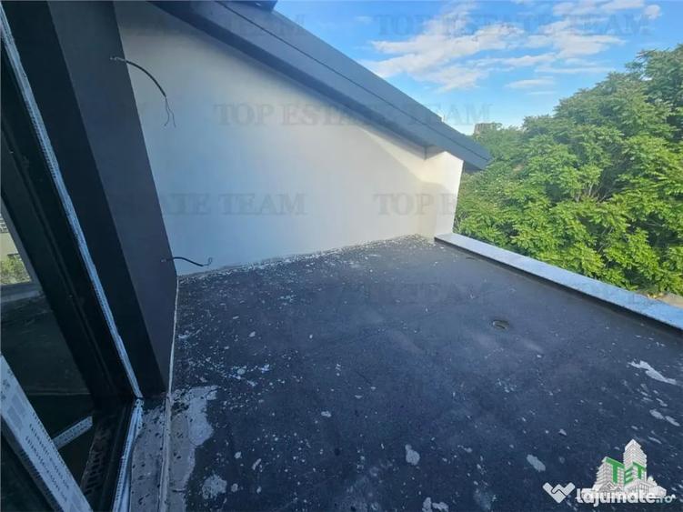 Casă cu 4 camere cu Teren 232 Mp în Păcii