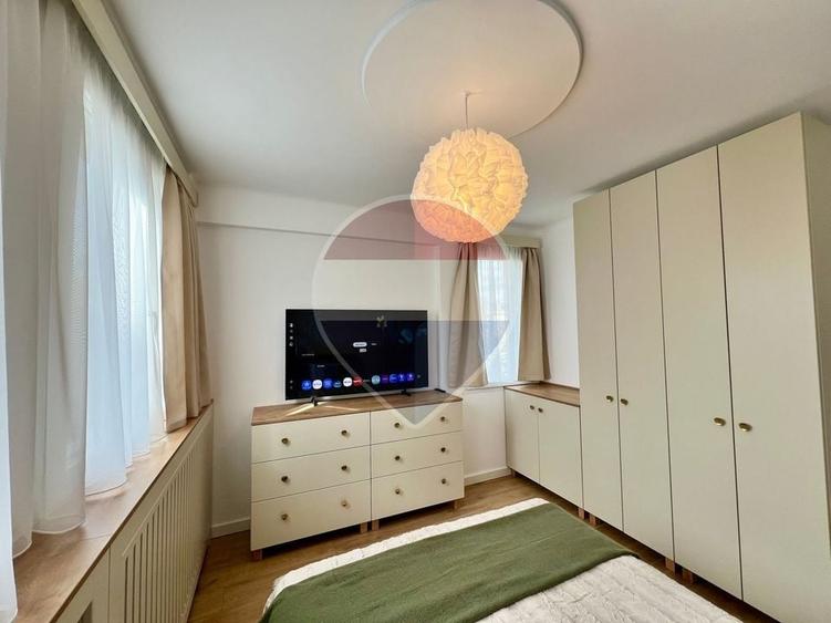 Apartament cu 2 camere decomandat, mobilat în P-ța Mihai Viteazul