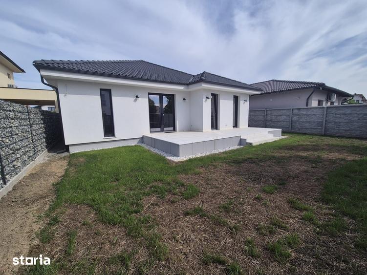 Casă cu 4 camere cu Teren 420 Mp în Central