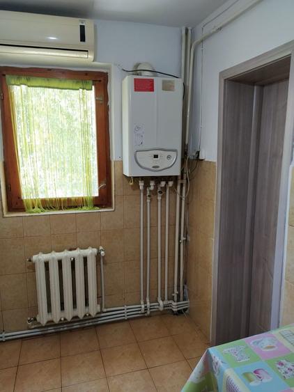 Apartament cu 2 camere decomandat în Gară