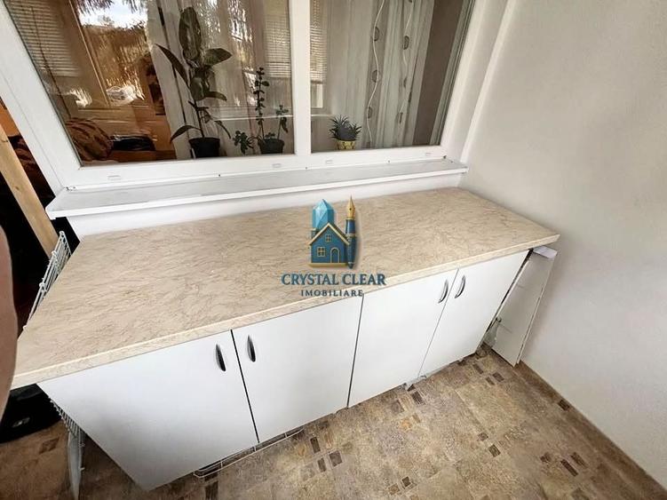 Apartament cu 3 camere decomandat în Dâmbu Pietros