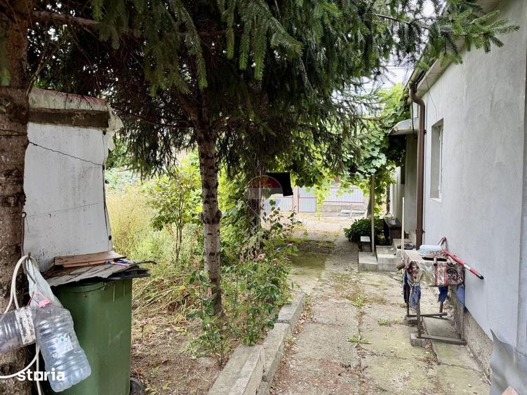 Casă cu 3 camere în Câmpineanca