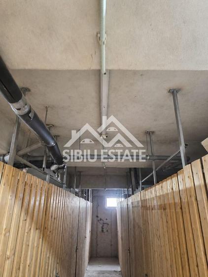 Apartament cu 3 camere decomandat, mobilat în Turnișor