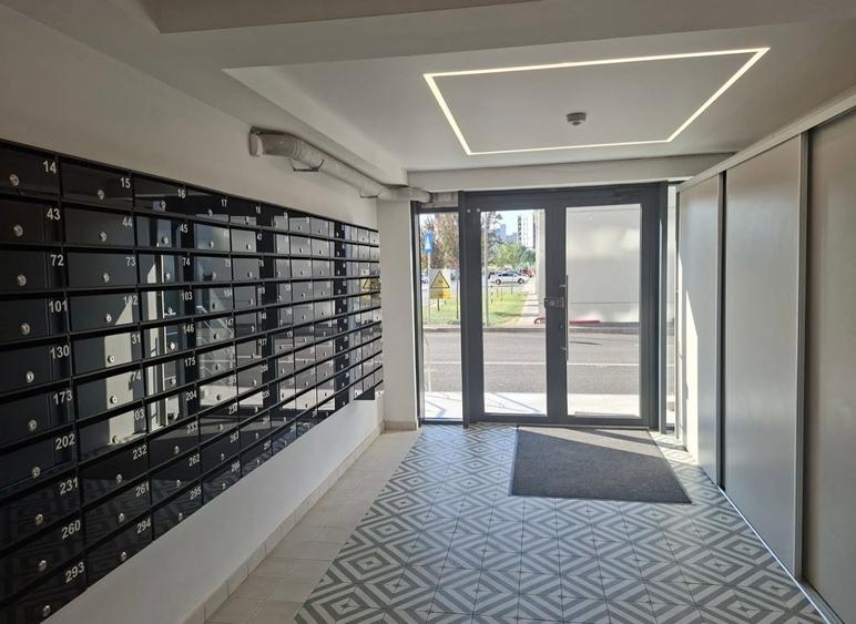 Garsonieră decomandată în Berceni