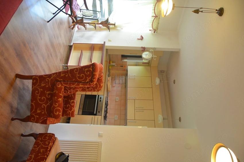 Apartament cu 2 camere decomandat în Piatra Arsă