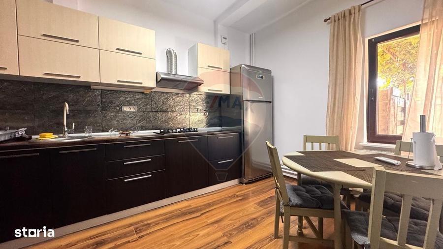 Casă cu 3 camere cu Teren 100 Mp în Far