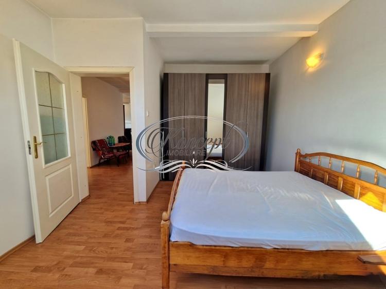 Apartament cu 3 camere semidecomandat, mobilat în Gheorgheni