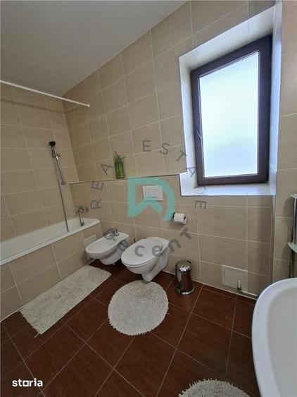 Apartament cu 3 camere în Valea Cetății
