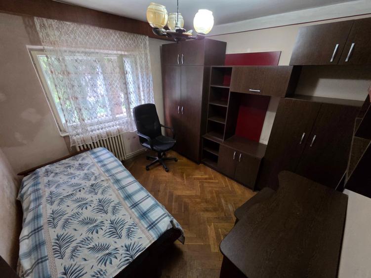 Apartament cu 4 camere decomandat în Mănăștur