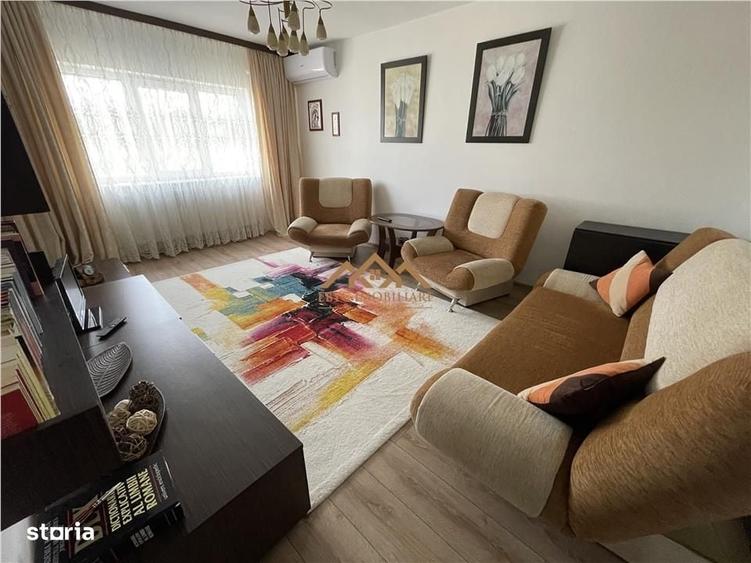 Apartament cu 3 camere decomandat în Obcini