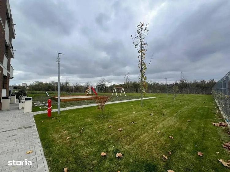 Apartament cu 3 camere decomandat în Străulești