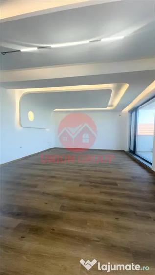 Casă cu 5 camere cu Teren 391 Mp în Nord