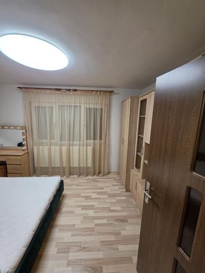 Apartament cu 2 camere decomandat în Groși