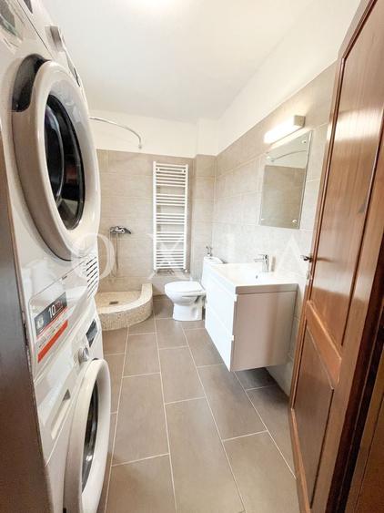 Duplex cu 4 camere cu Canalizare în Giroc