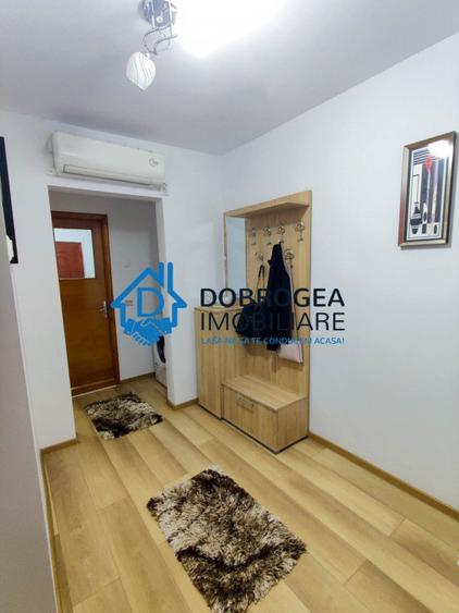 Apartament cu 2 camere decomandat, mobilat în E3