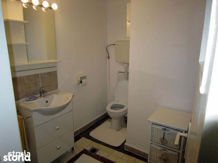 Apartament cu 3 camere în Centrul Istoric
