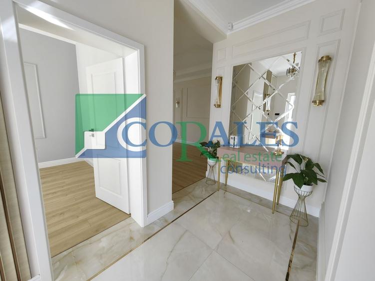 Duplex cu 4 camere cu Canalizare în Săcălaz