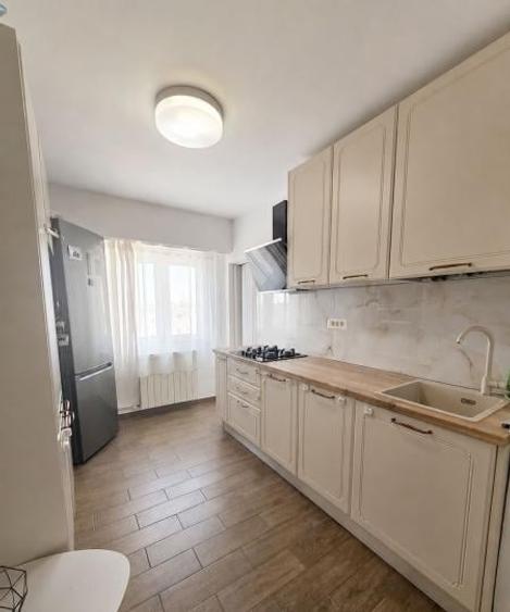 Apartament 3 camere decomandat, Bld. Mircea Voda, centrala termica, 2 balcoane - 6