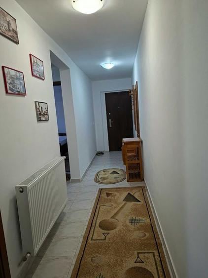 Garsonieră decomandată în Central