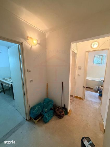 Apartament cu 2 camere în Micro 18